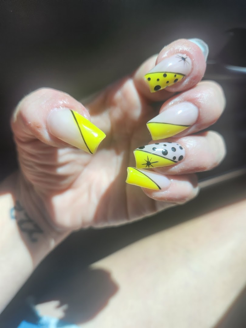Inside Kevin's Gorgeous Nails